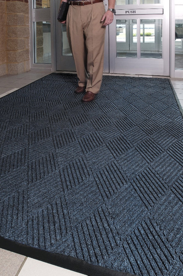Waterhog® Diamond Matting