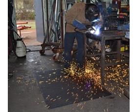WeldSafe® Matting-447.78X4X75BK